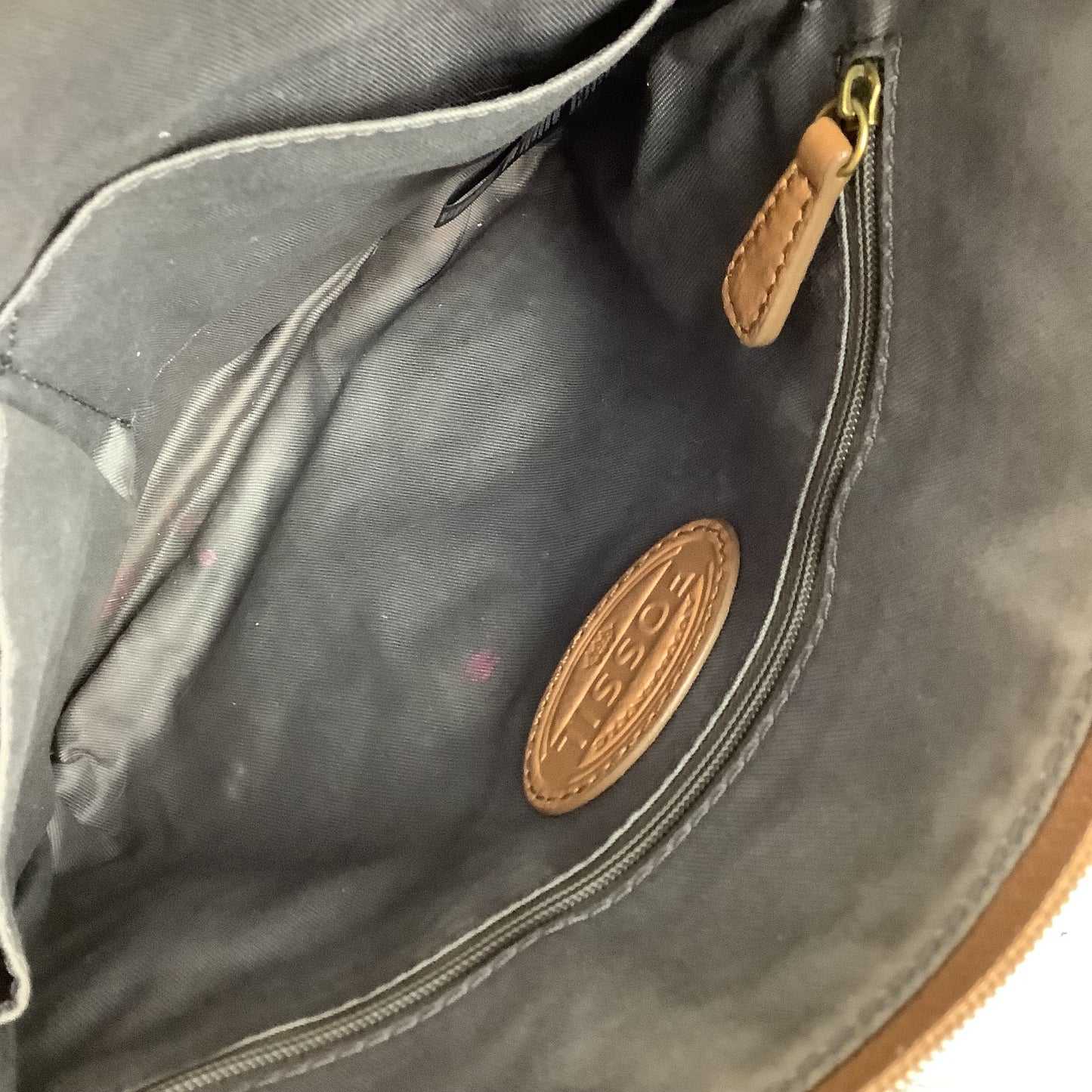 Crossbody Leather By Fossil, Size: Medium