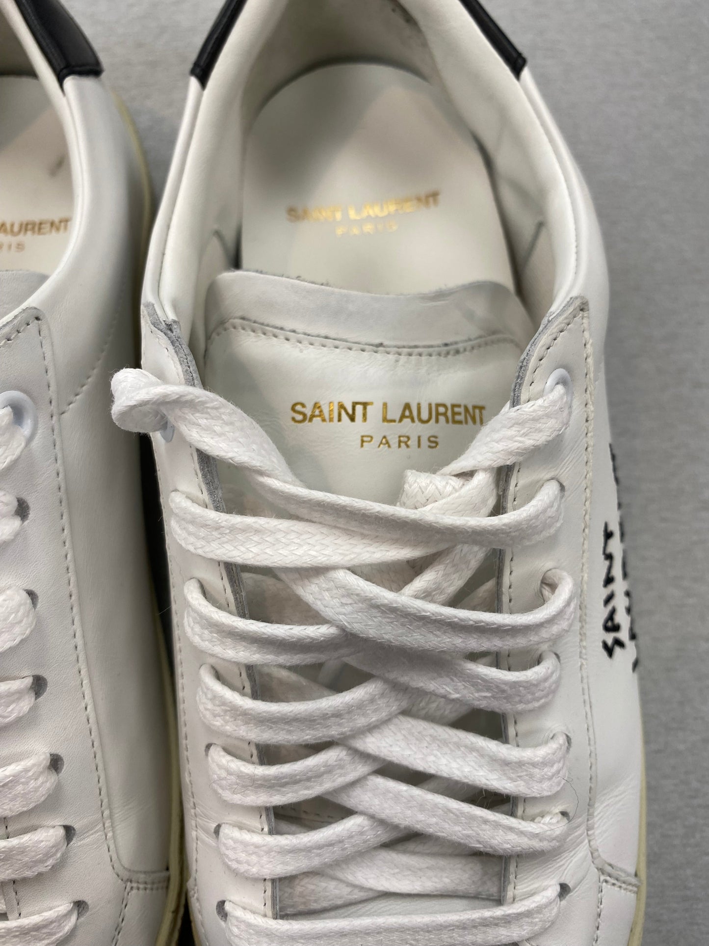 Shoes Luxury Designer By Yves Saint Laurent  Size: 9