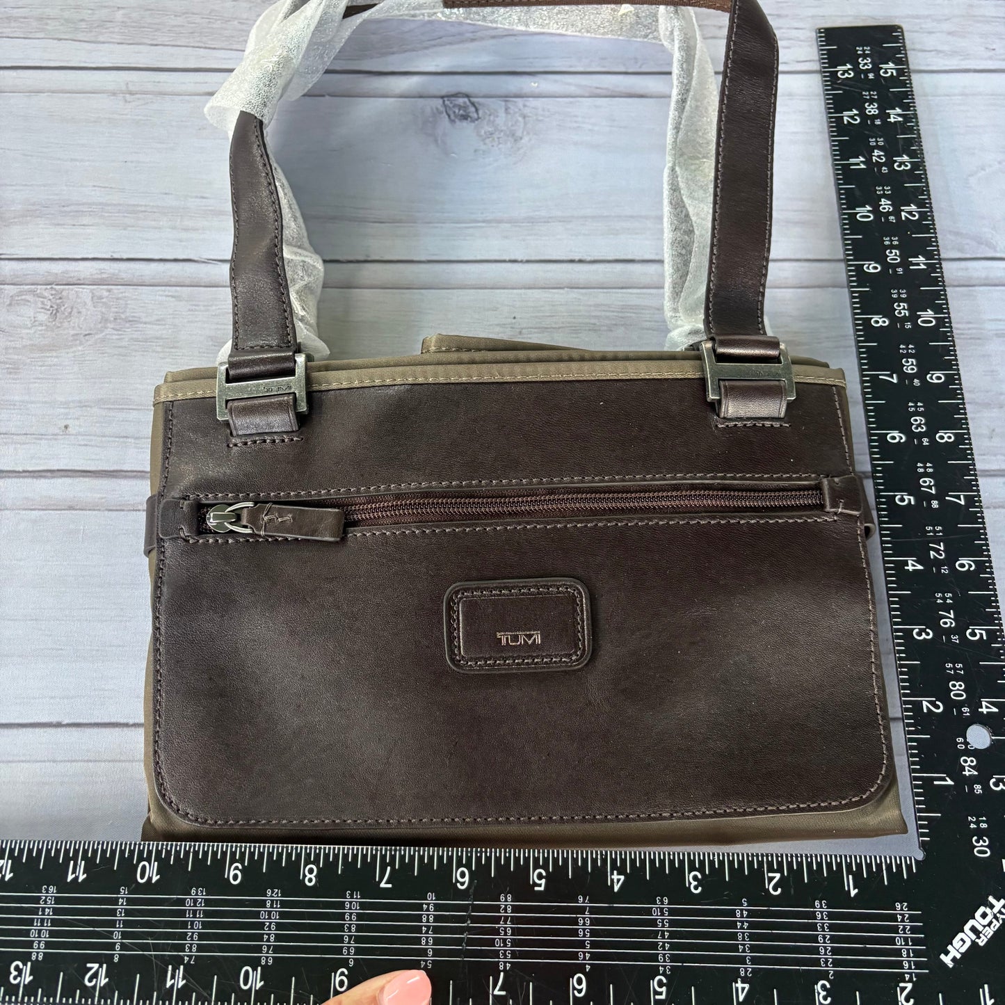 Tote Designer By Tumi, Size: Large