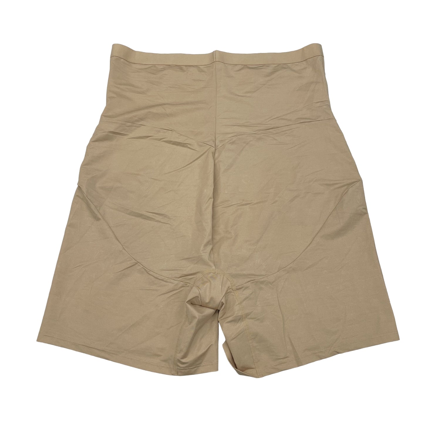 TAN CACIQUE SHORTS, Size 4X