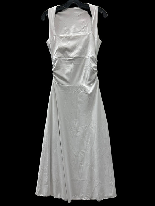 Dress Casual Maxi By Clothes Mentor In White, Size:L