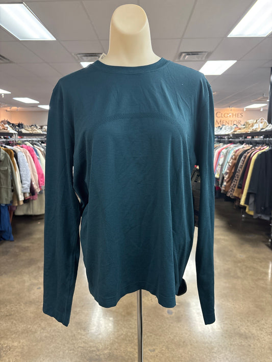 Athletic Top Ls Crewneck By Lululemon In Green, Size:6