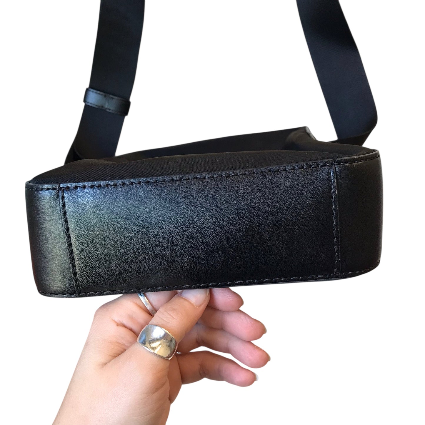 Crossbody Designer By Michael Kors In Black, Size:Medium