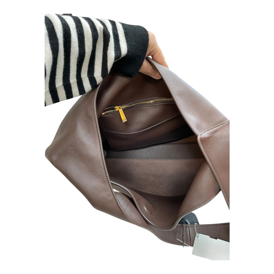 Handbag Leather By Quince In Brown, Size:Large