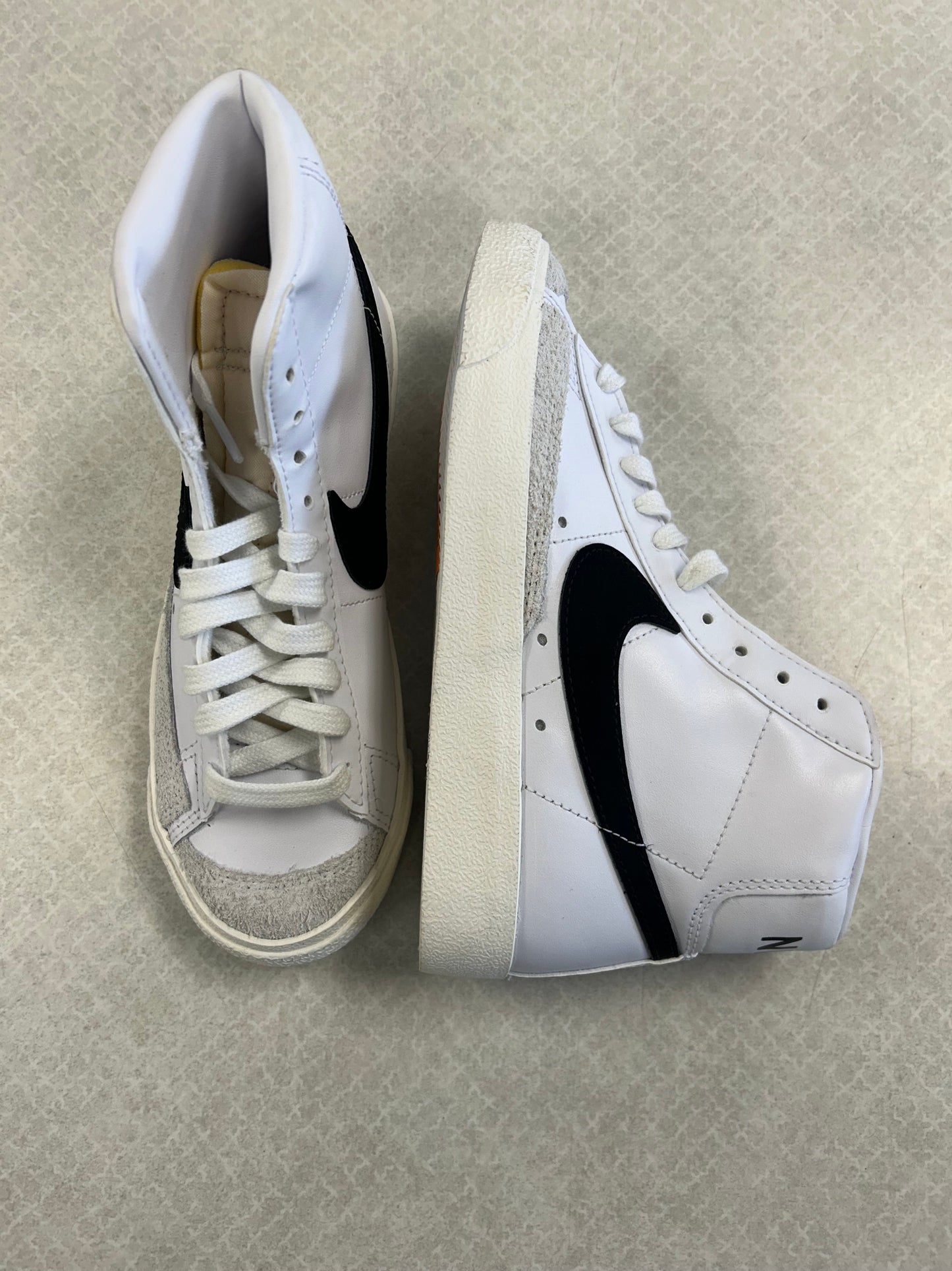 Shoes Sneakers By Nike In Black & White, Size:5.5