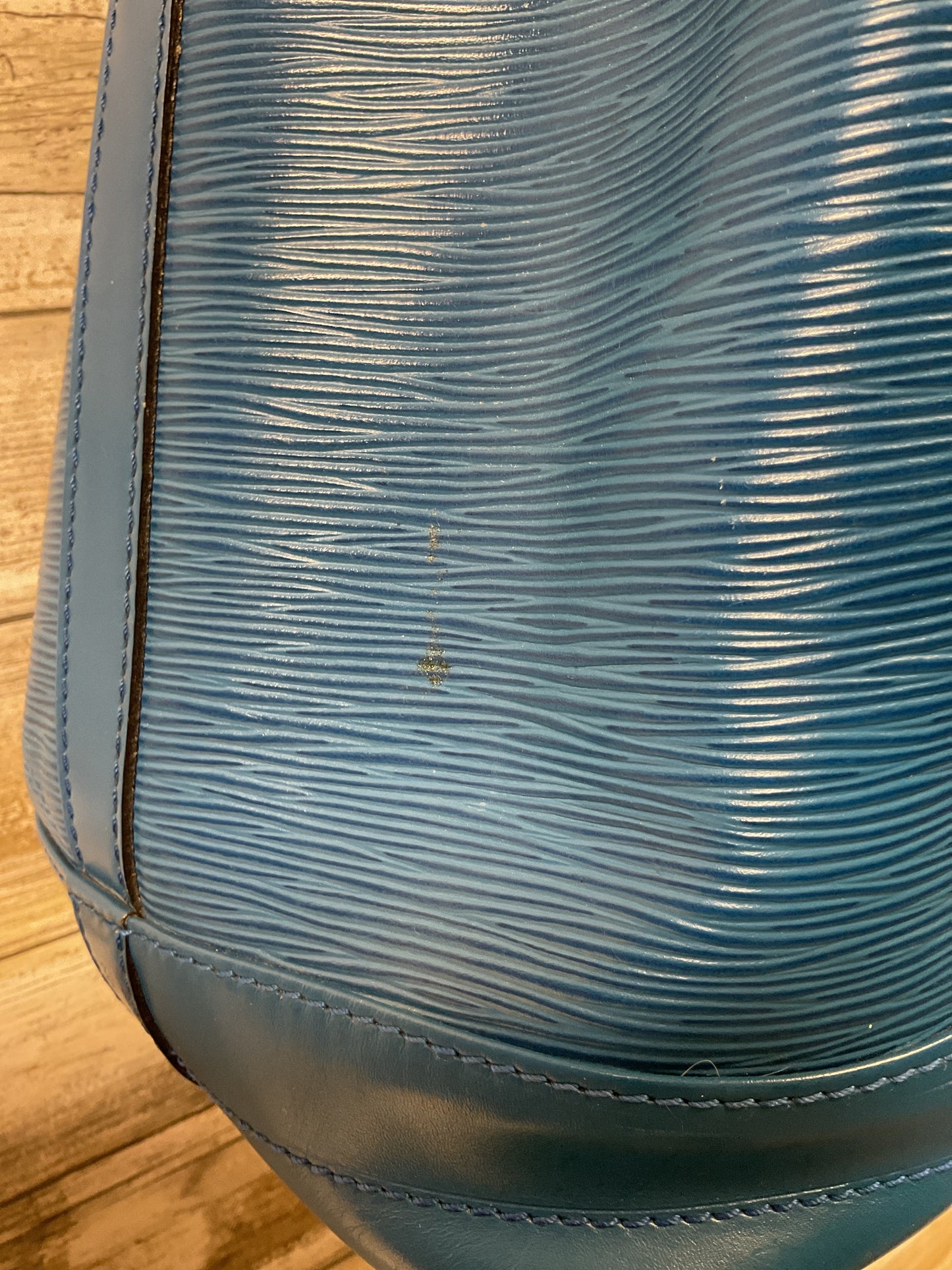 Handbag Luxury Designer By Louis Vuitton In Blue, Size:Large