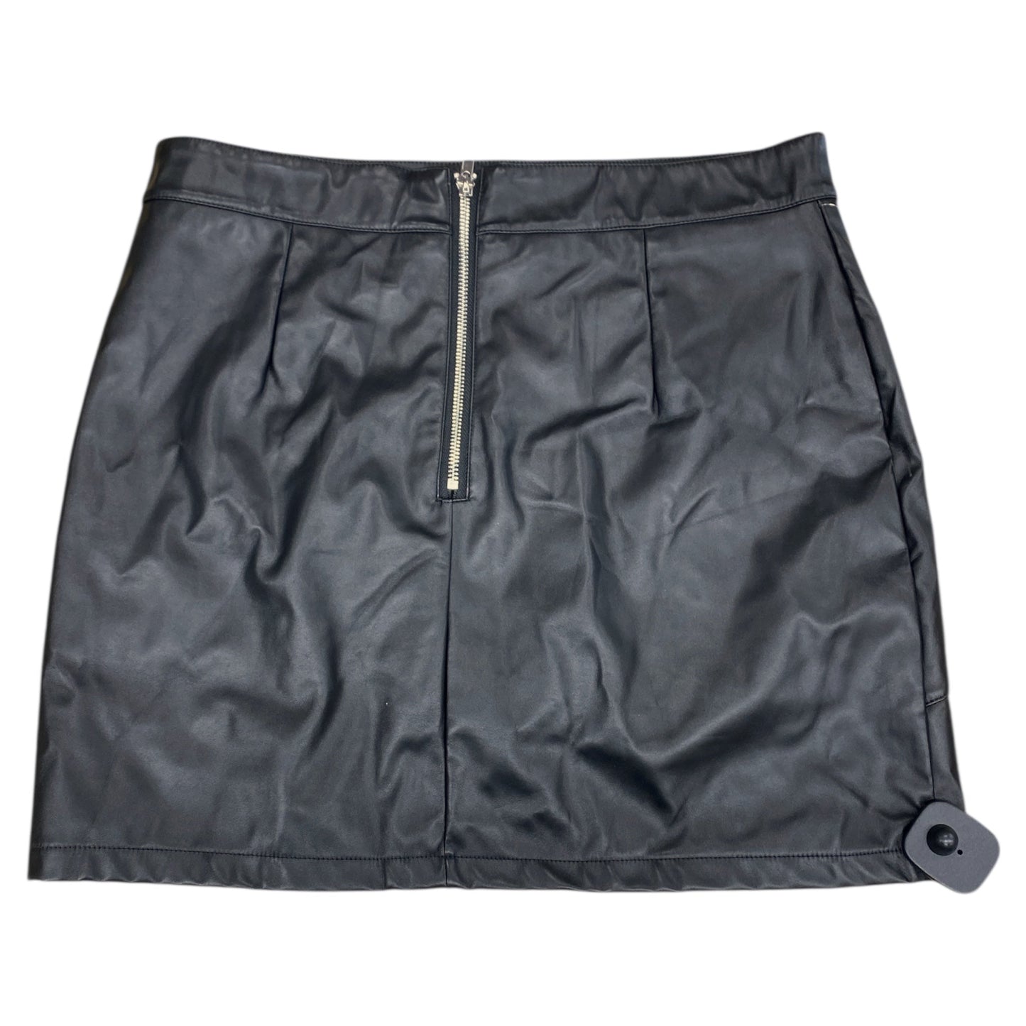 Skirt Mini & Short By Clothes Mentor In Black, Size:L