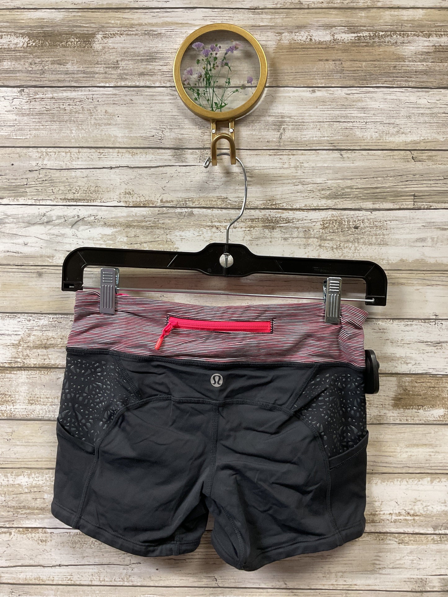 Athletic Shorts By Lululemon In Black, Size:4