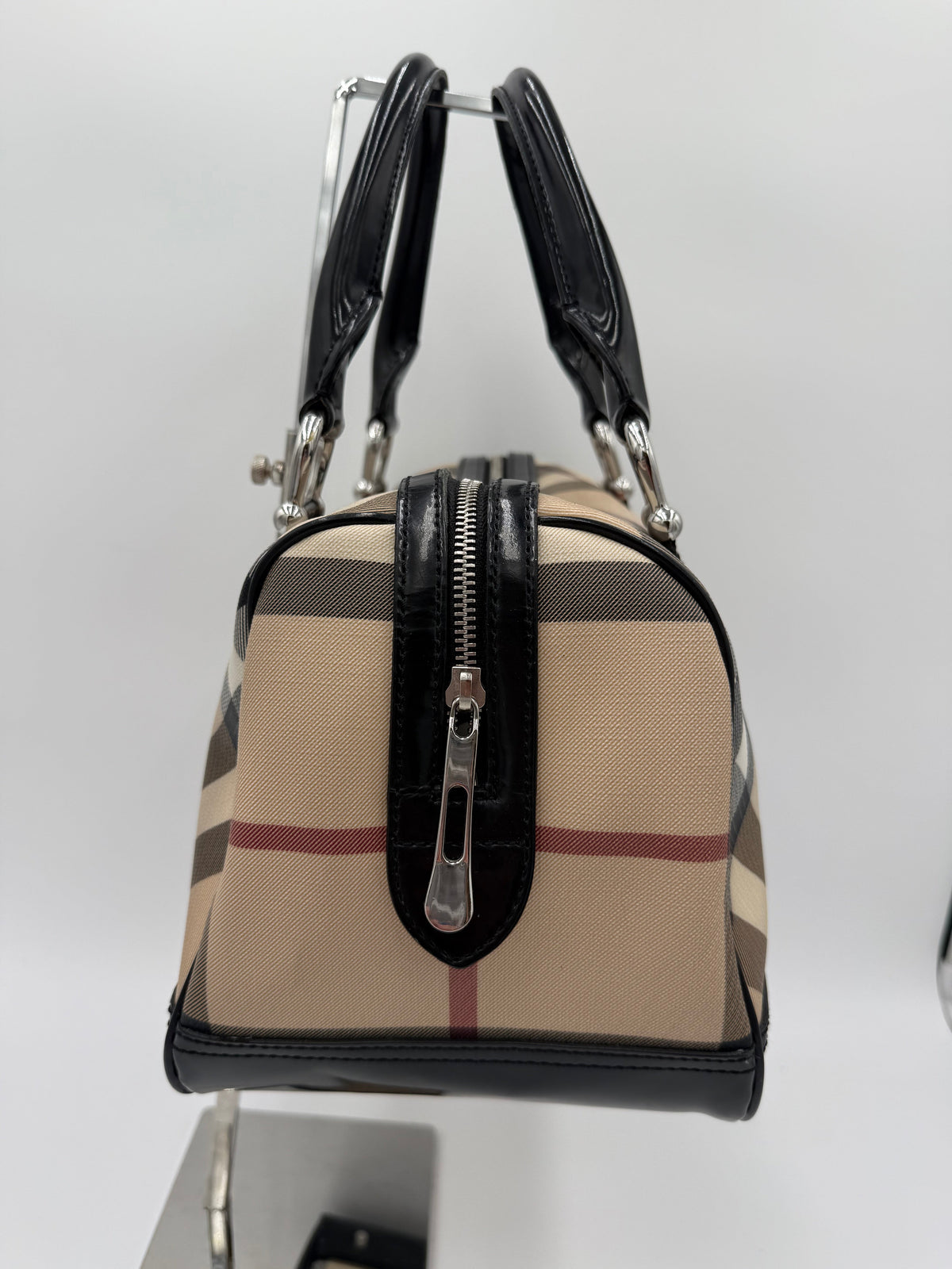 Handbag Luxury Designer By Burberry In Tan, Size:Medium