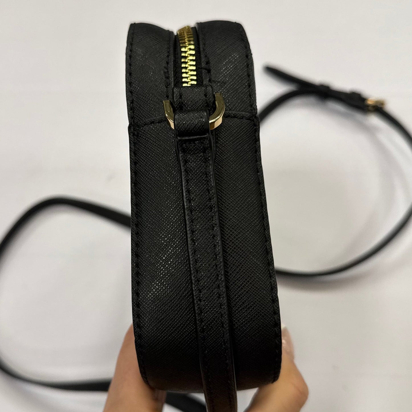 Crossbody Designer By Michael By Michael Kors, Size: Medium