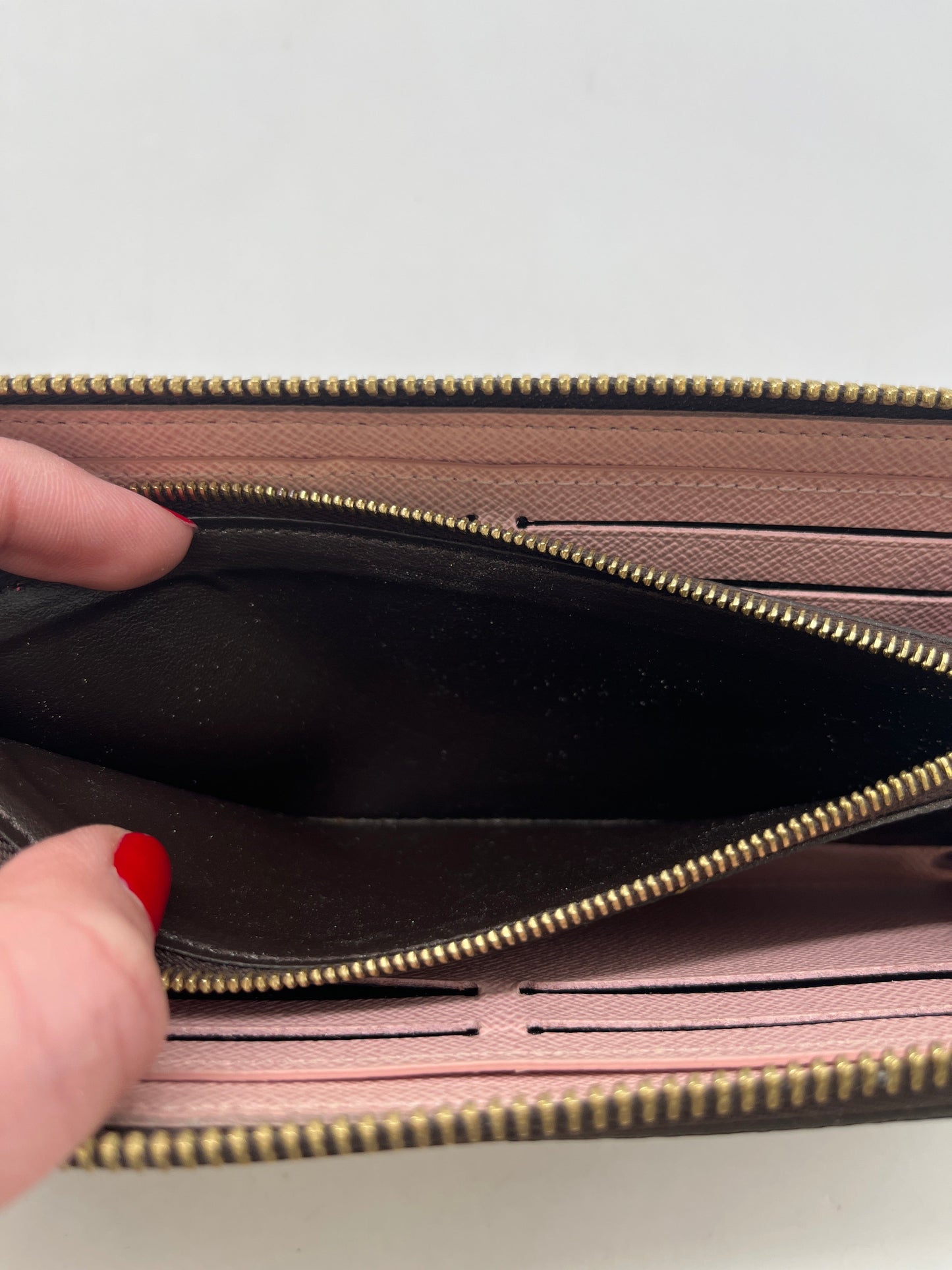 Wallet Luxury Designer By Louis Vuitton, Size: Large