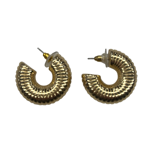 Earrings Hoop By Clothes Mentor In Gold