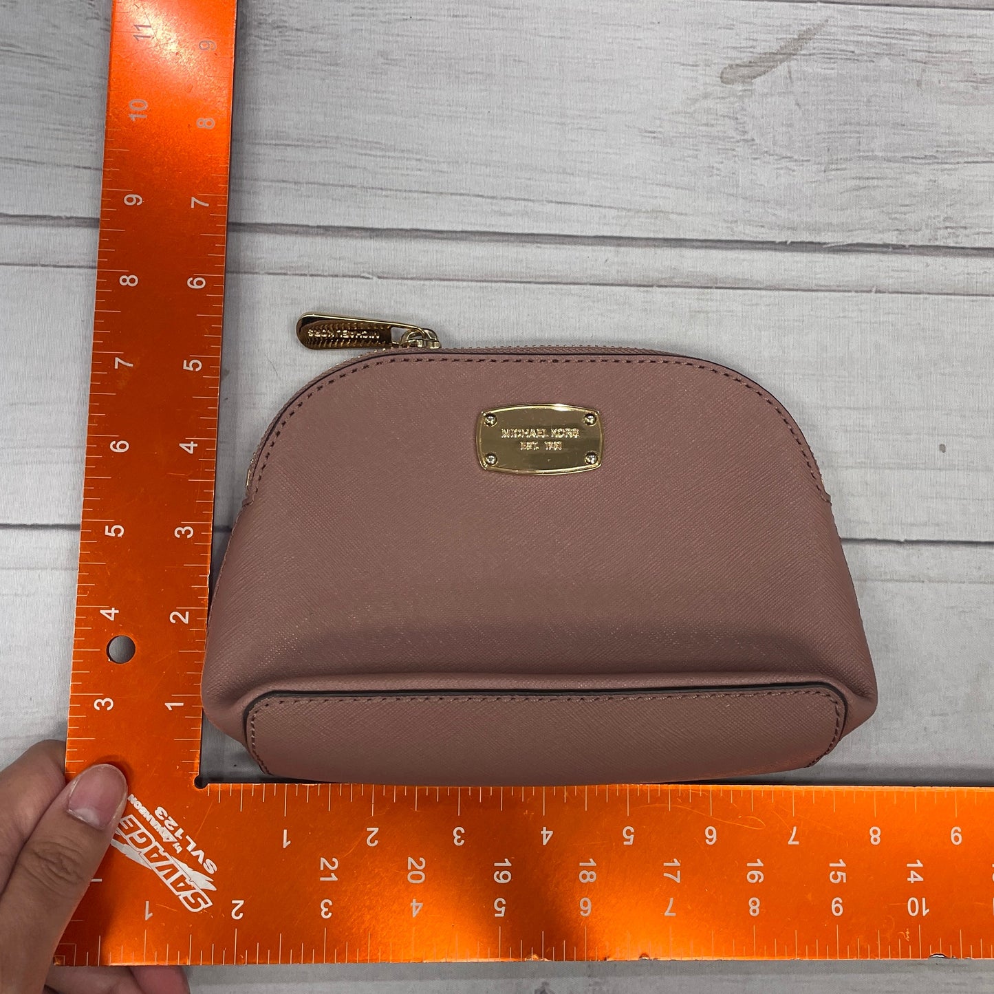 Makeup By Michael By Michael Kors, Size: Medium