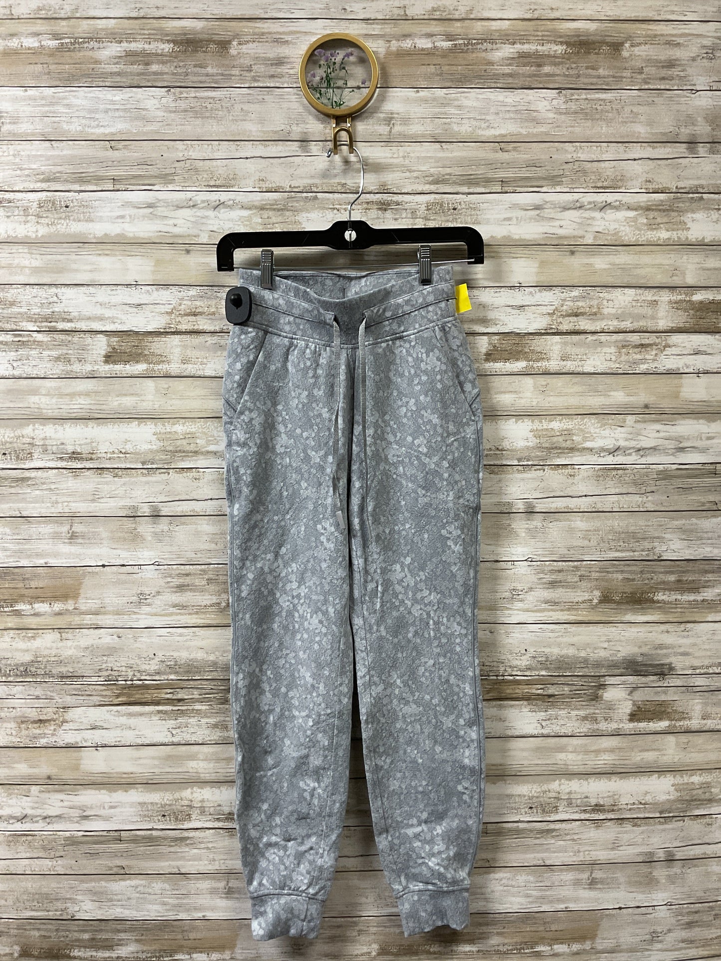 Athletic Pants By Lululemon In Grey, Size:0
