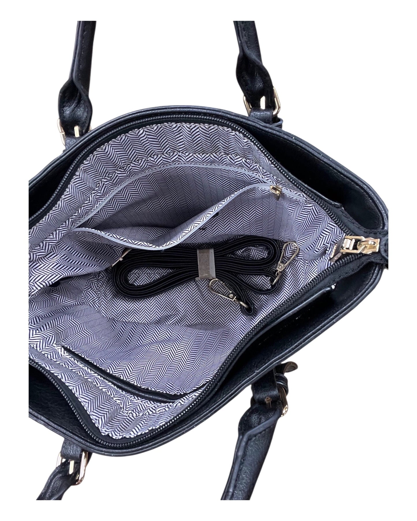 Handbag By Clothes Mentor In Black, Size:Large