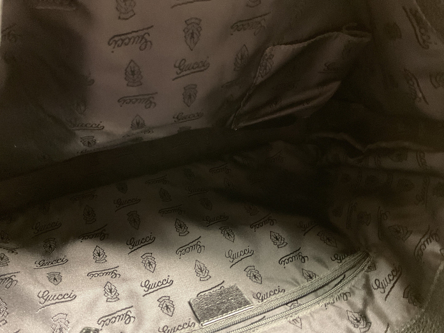 Handbag Luxury Designer By Gucci, Size: Large