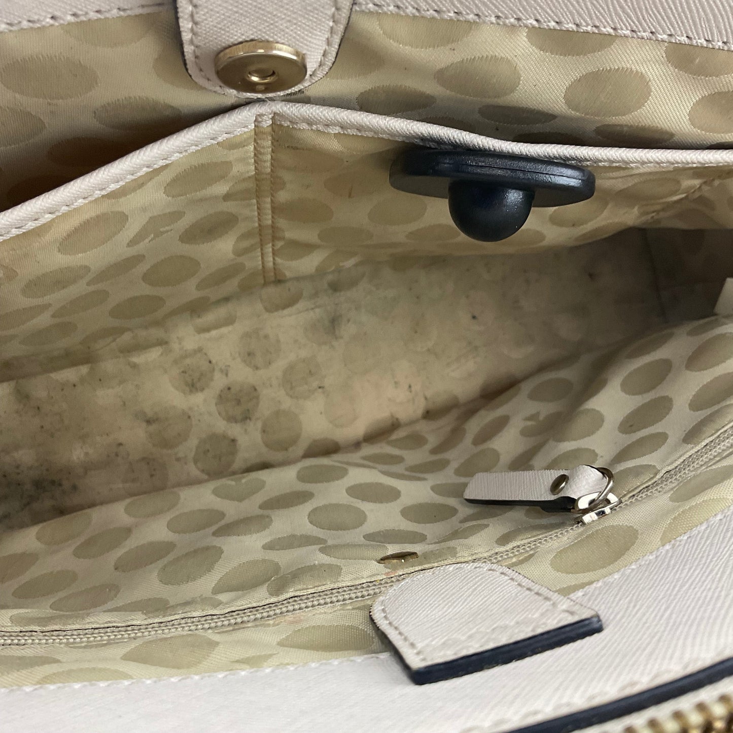 Handbag Designer By Kate Spade, Size: Medium