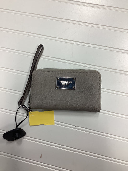 Wallet Designer By Michael Kors In Grey, Size:Medium