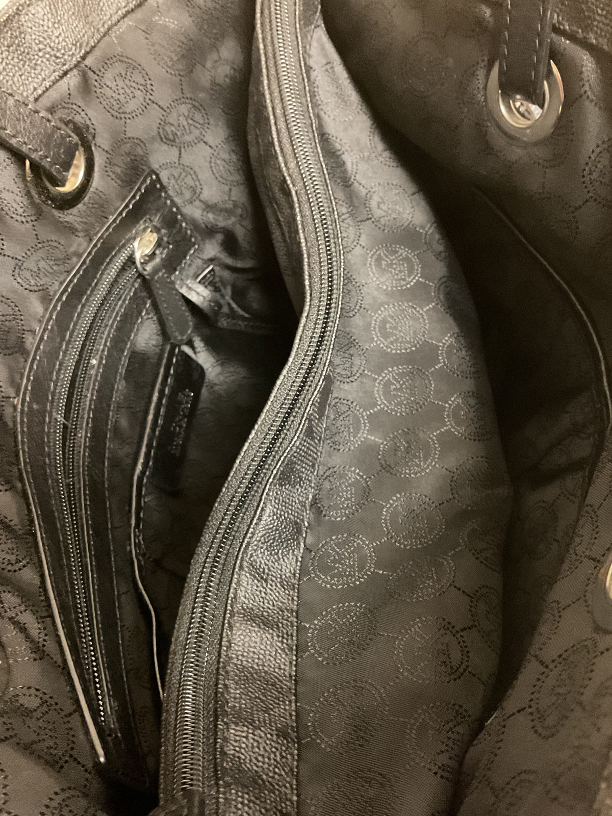Handbag Designer By Michael Kors In Black, Size:Medium