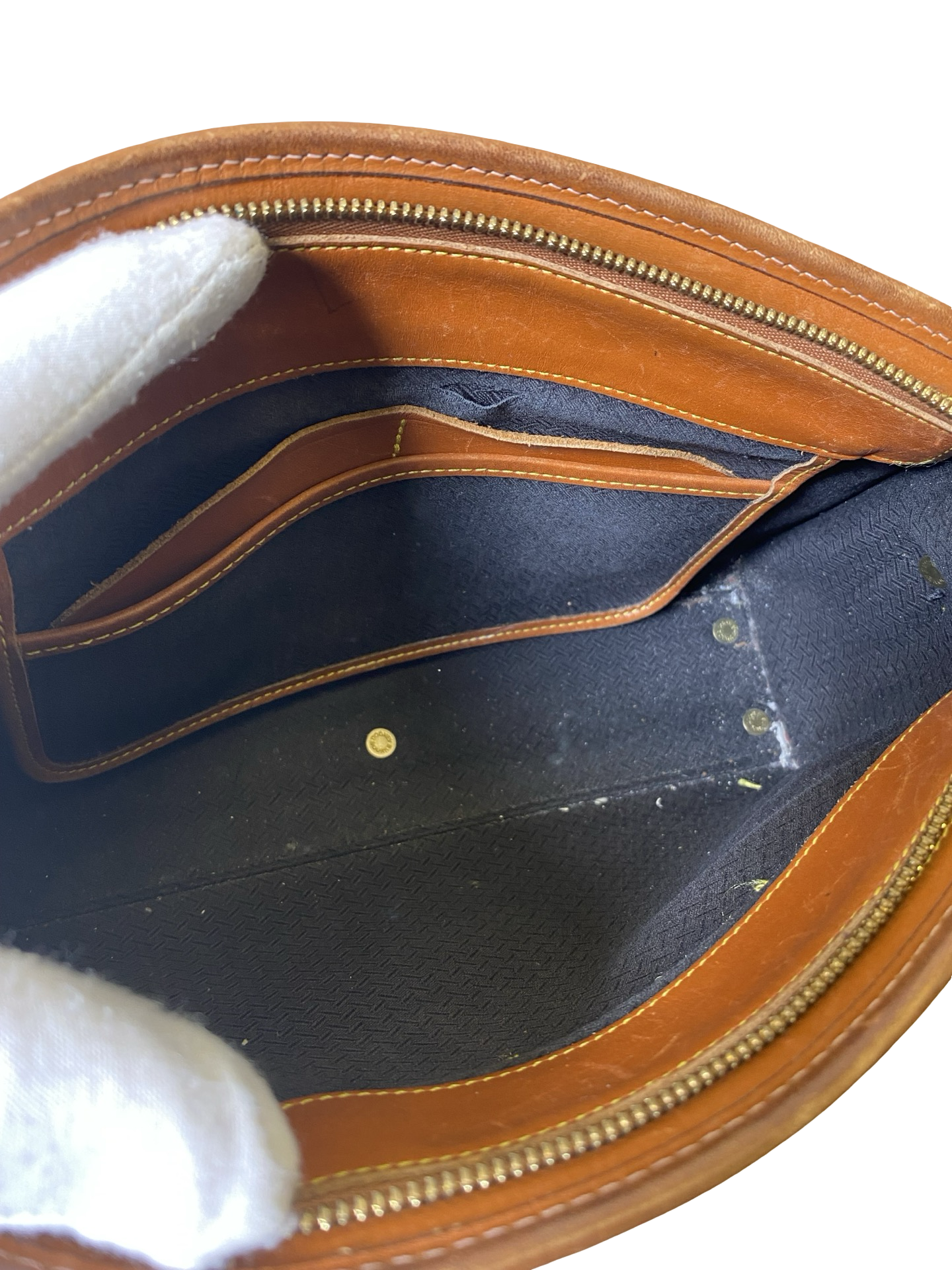 Crossbody Designer By Dooney And Bourke, Size: Medium