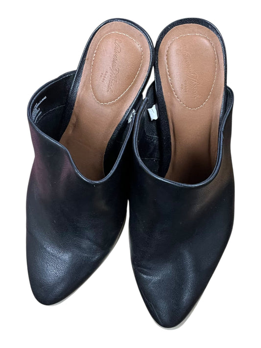 Shoes Heels Block By Universal Thread In Black, Size:6.5