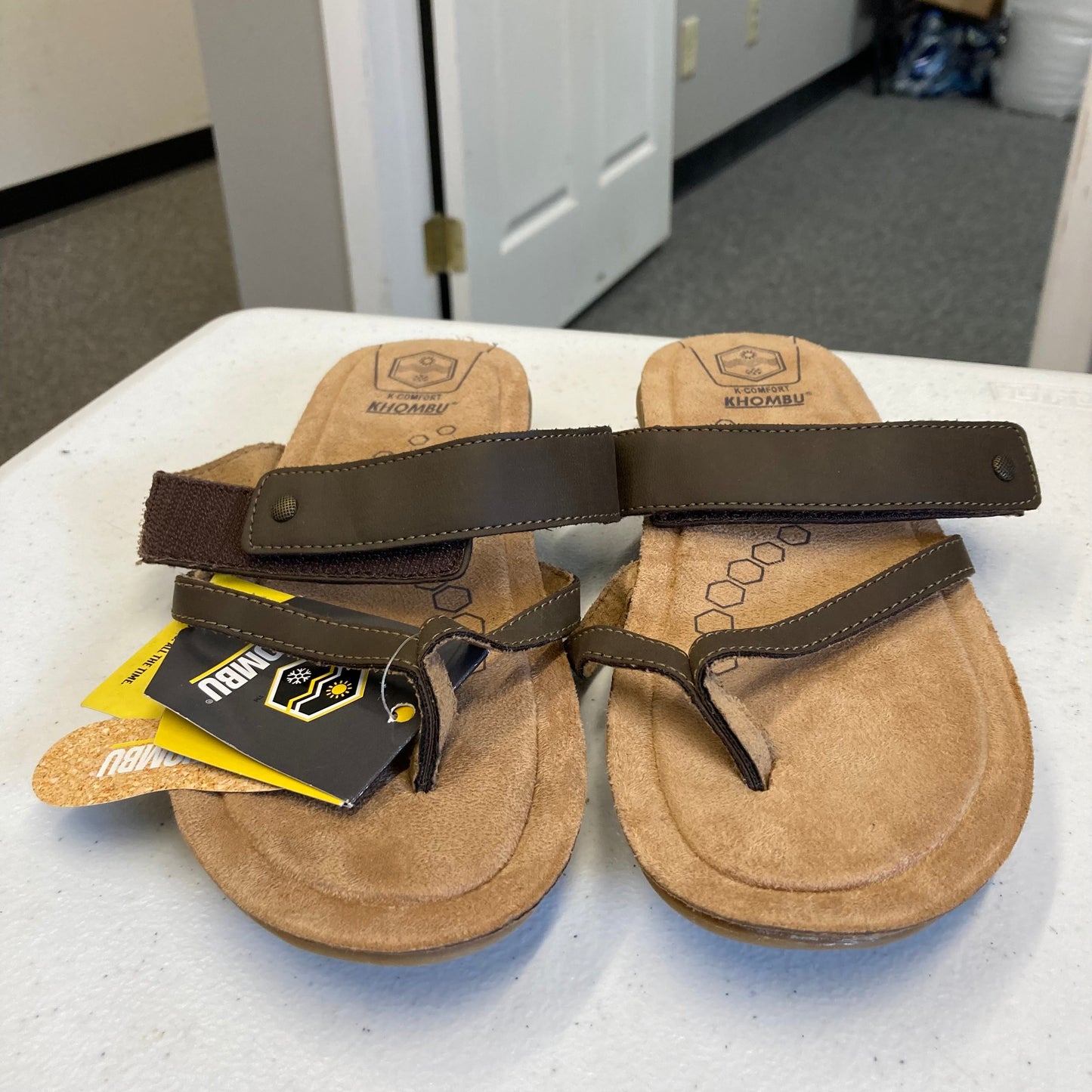 Sandals Flats By Khombu In Brown, Size:8