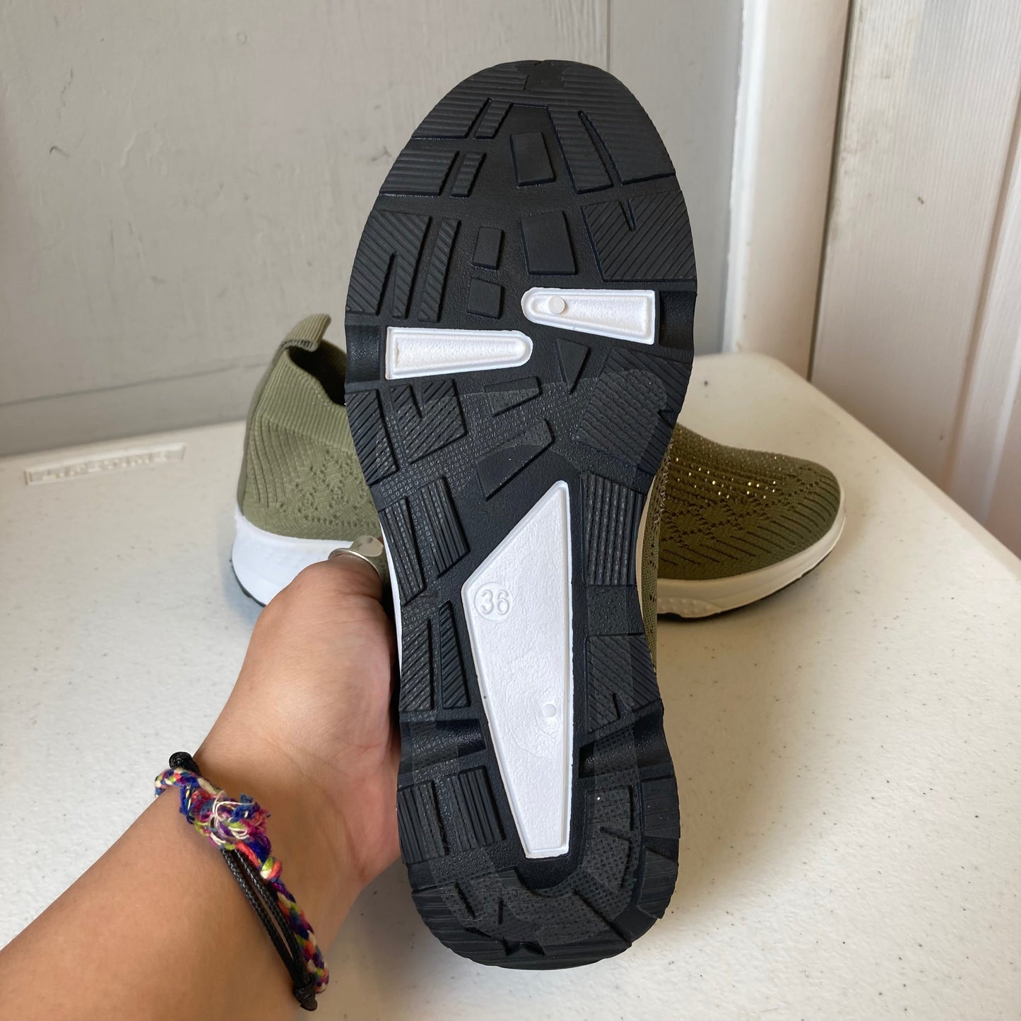 Shoes Sneakers By Morgan Taylor In Green, Size:5.5
