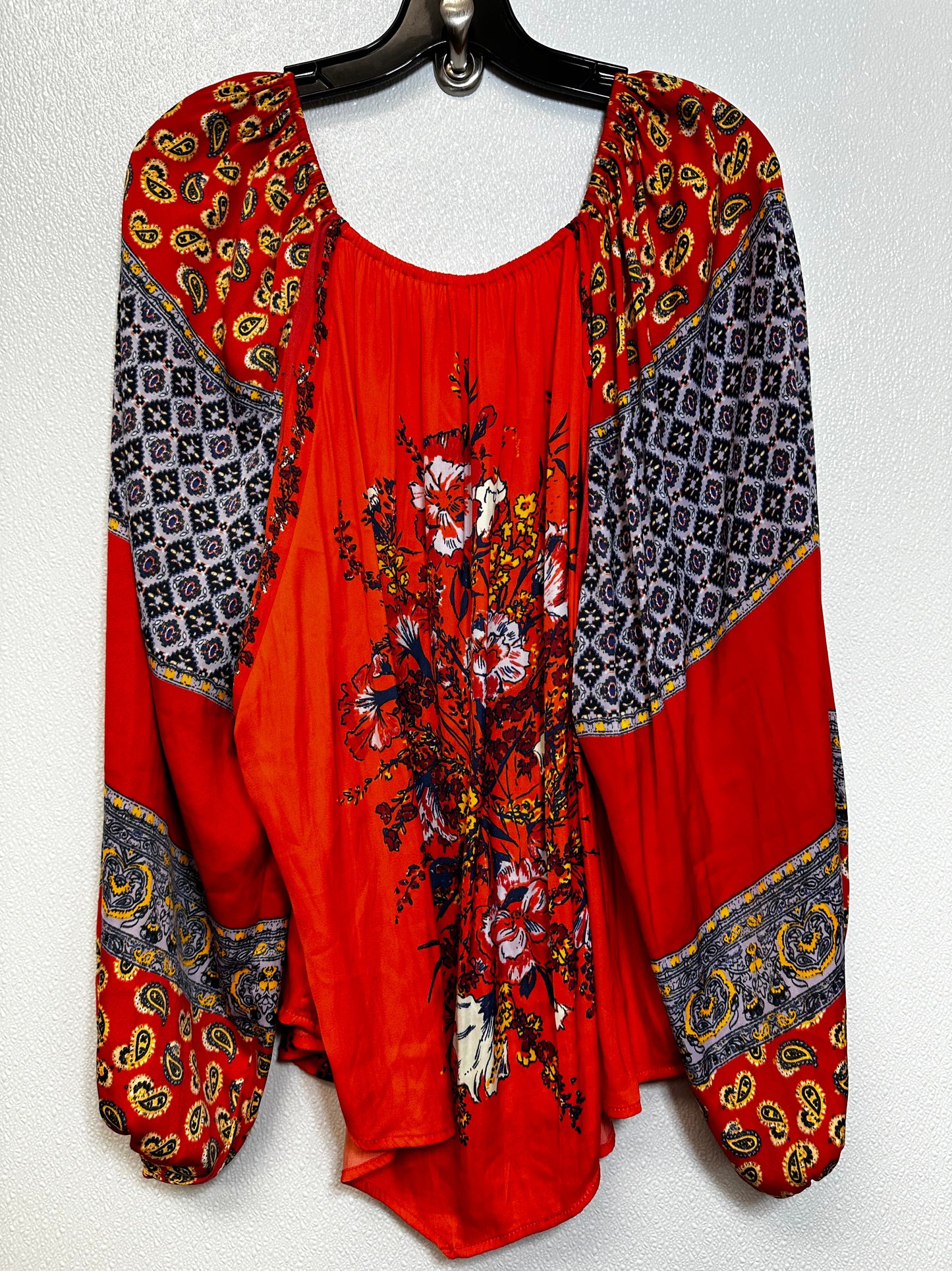 Top Long Sleeve By Free People In Print, Size: S