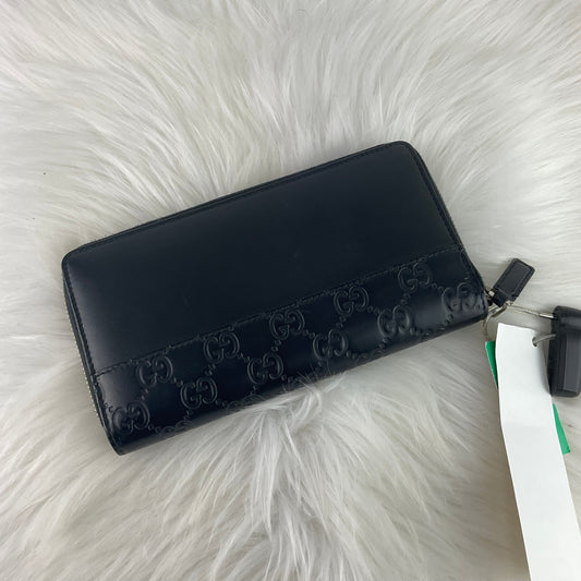 Wallet Luxury Designer By Gucci  Size: Medium