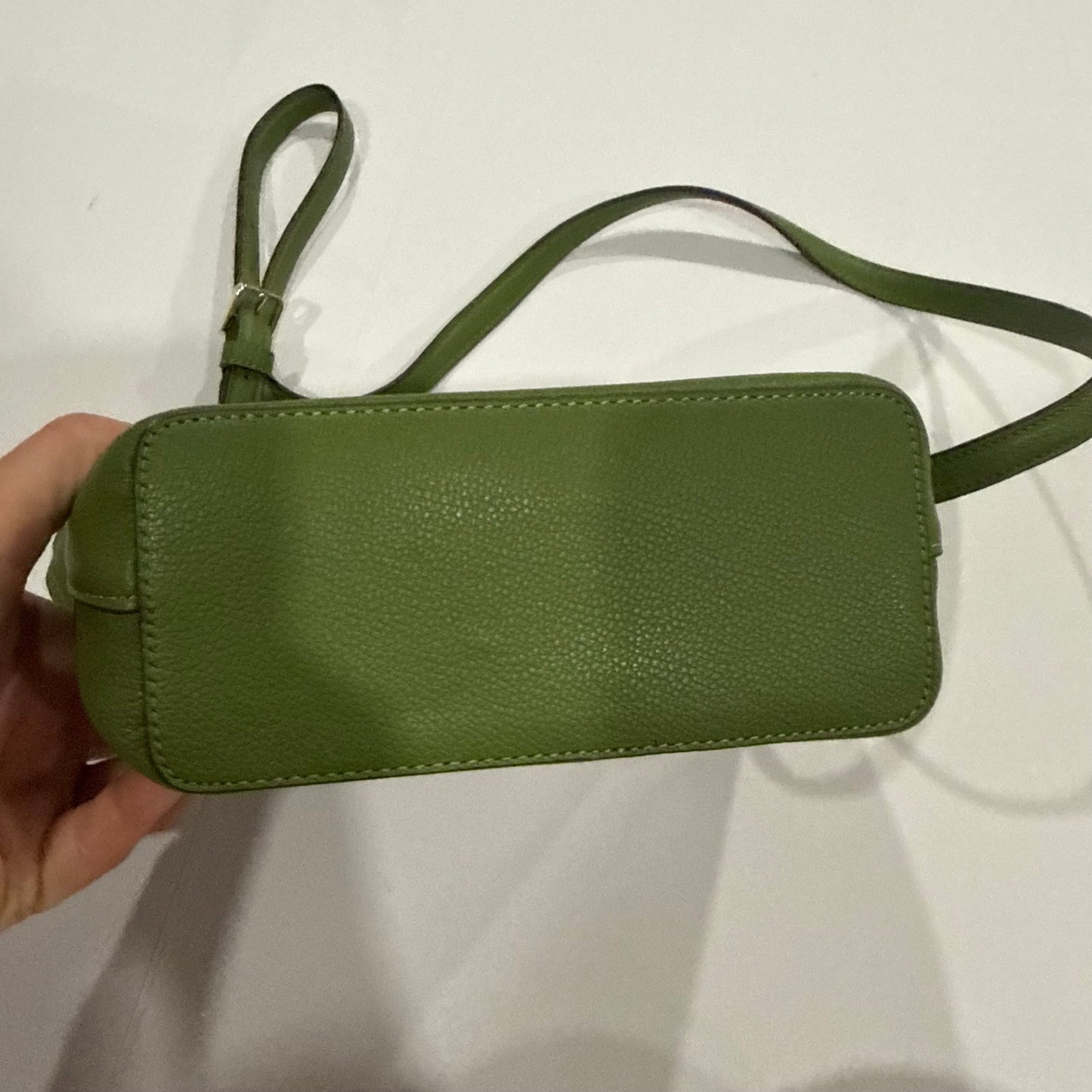 Crossbody Designer By Kate Spade, Size: Medium