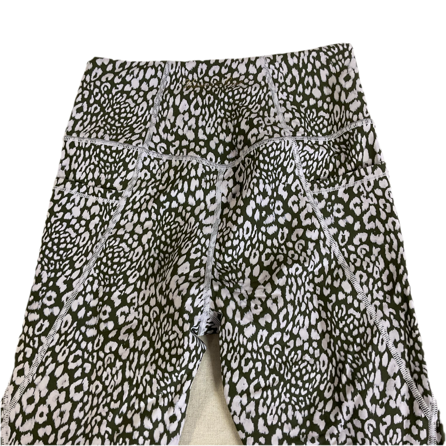 Athletic Leggings By Victorias Secret In Animal Print, Size:Xs