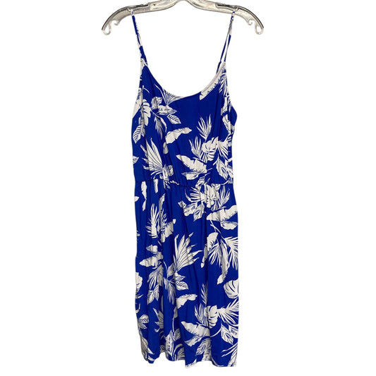 Dress Casual Short By Old Navy In Blue & White, Size:M