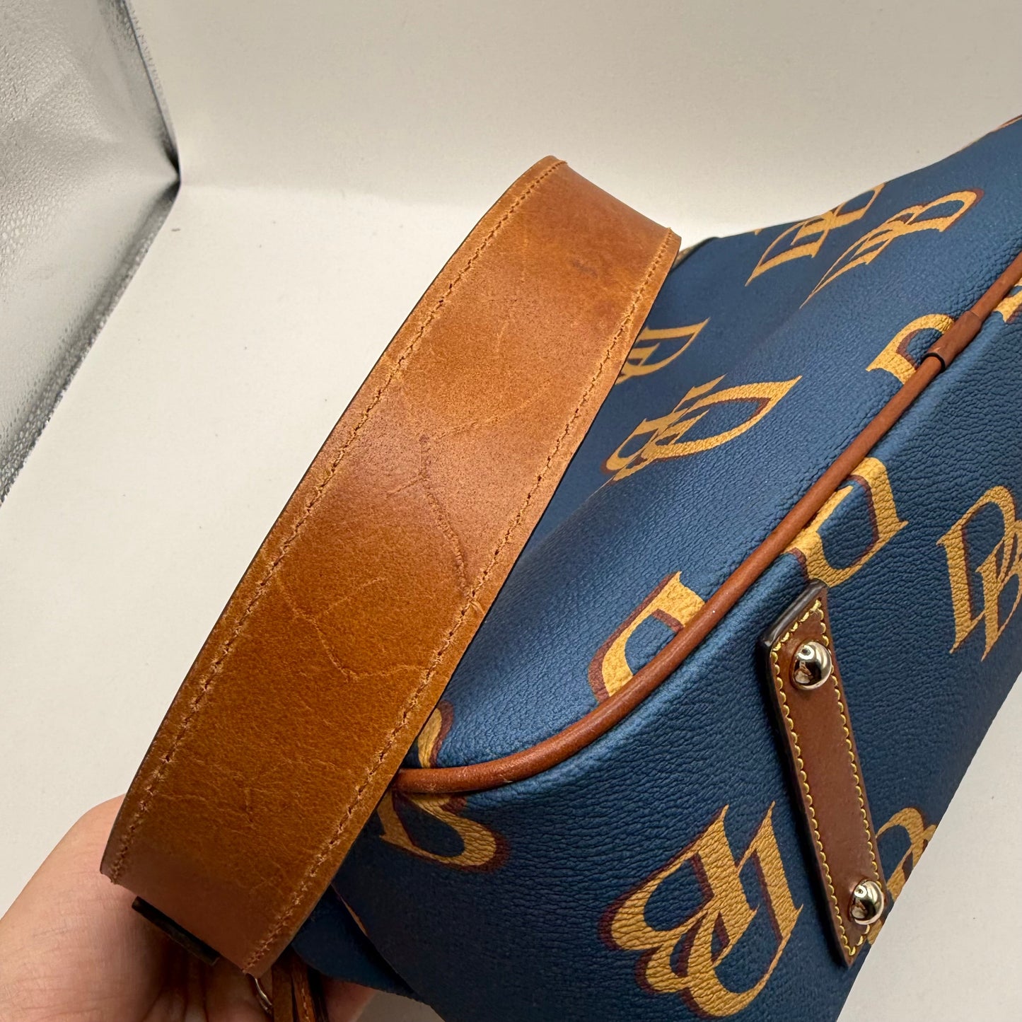 Handbag Designer By Dooney And Bourke, Size: Medium