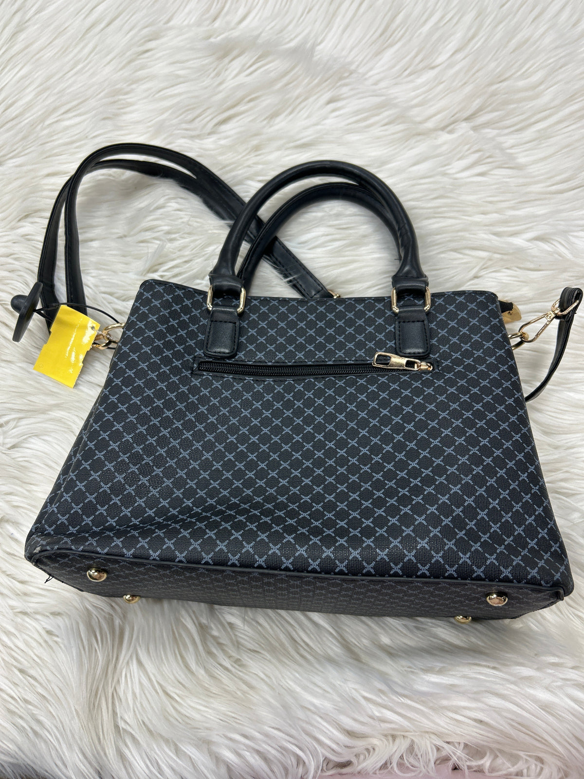 Handbag By Clothes Mentor In Black, Size:Large