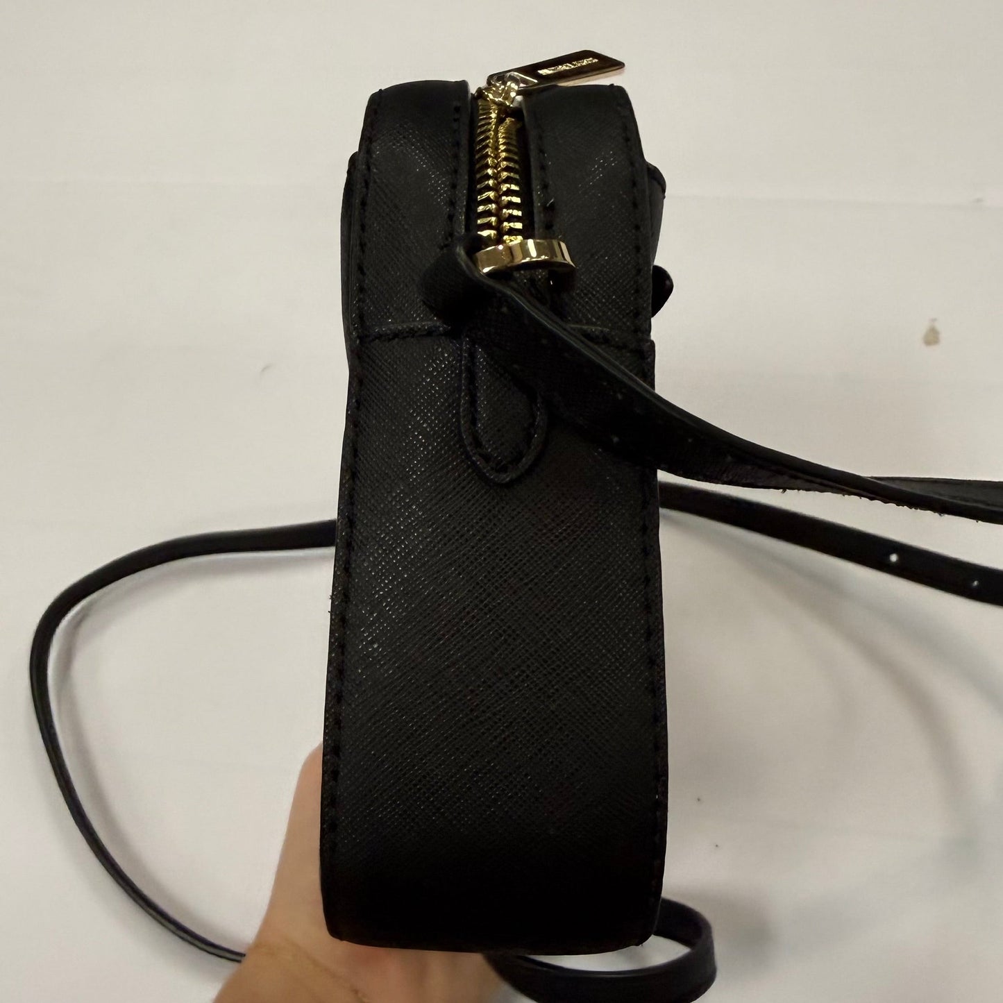 Crossbody Designer By Michael By Michael Kors, Size: Medium