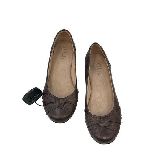 Shoes Flats By Naturalizer In Brown, Size:7