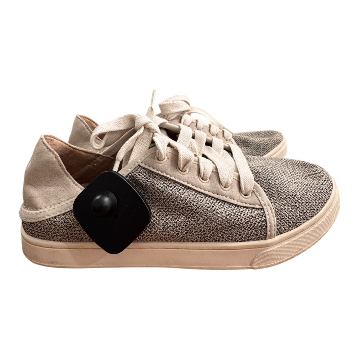 Shoes Sneakers By Olukai In Beige, Size:8.5