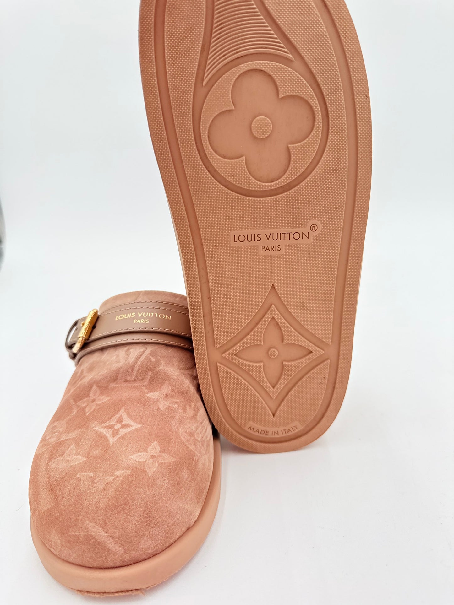 Shoes Luxury Designer By Louis Vuitton In Beige, Size:6.5