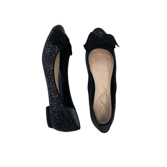 Shoes Flats By Mia In Black, Size:10