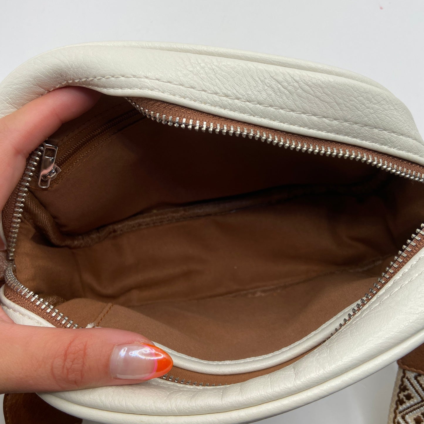 Crossbody By Clothes Mentor, Size: Small