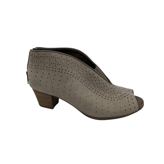 Sandals Heels Block By Earth In Tan, Size:7.5