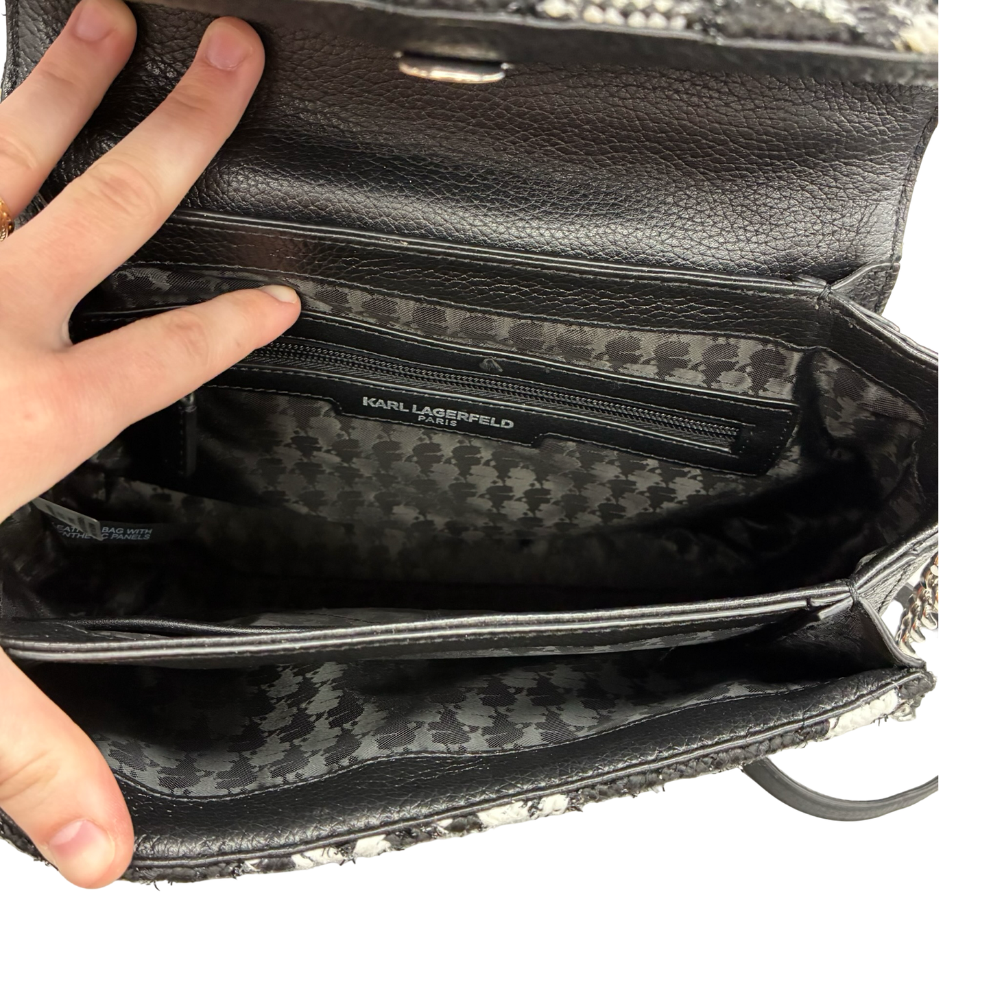 Handbag Designer By Karl Lagerfeld In Black & White, Size:Medium