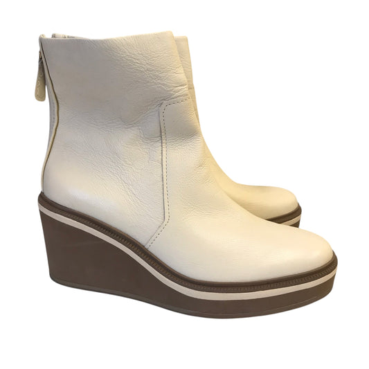 Boots Ankle Heels By Louise Et Cie In Cream, Size:11