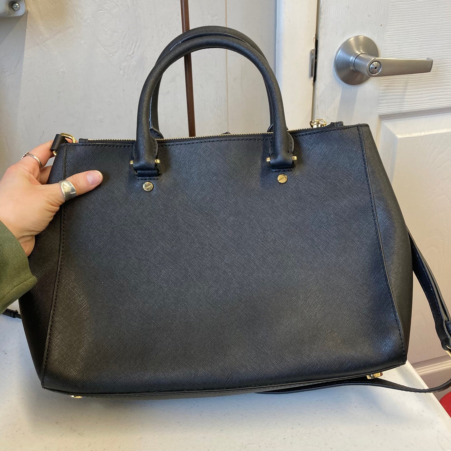 Handbag Designer By Michael Kors In Black, Size:Medium