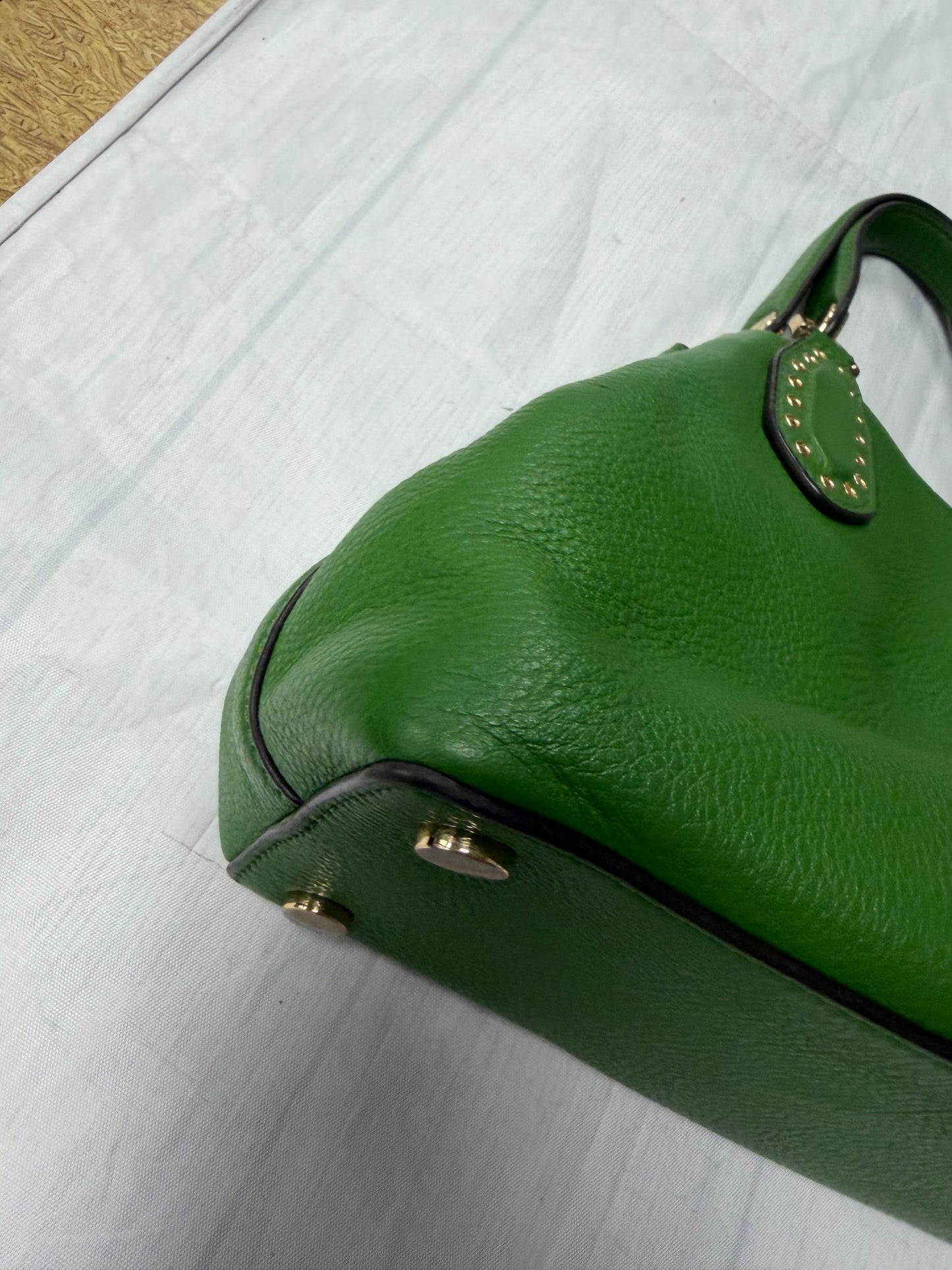 Handbag Designer By Michael Kors In Green, Size:Medium