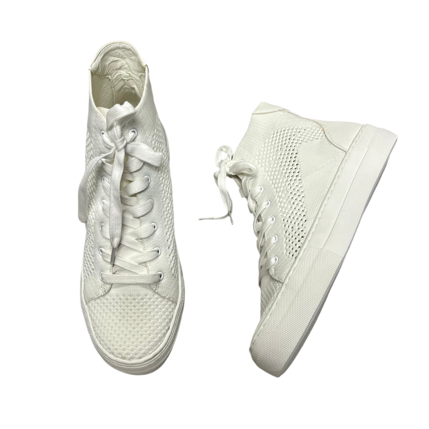Shoes Sneakers By Madden Girl In White, Size: 7