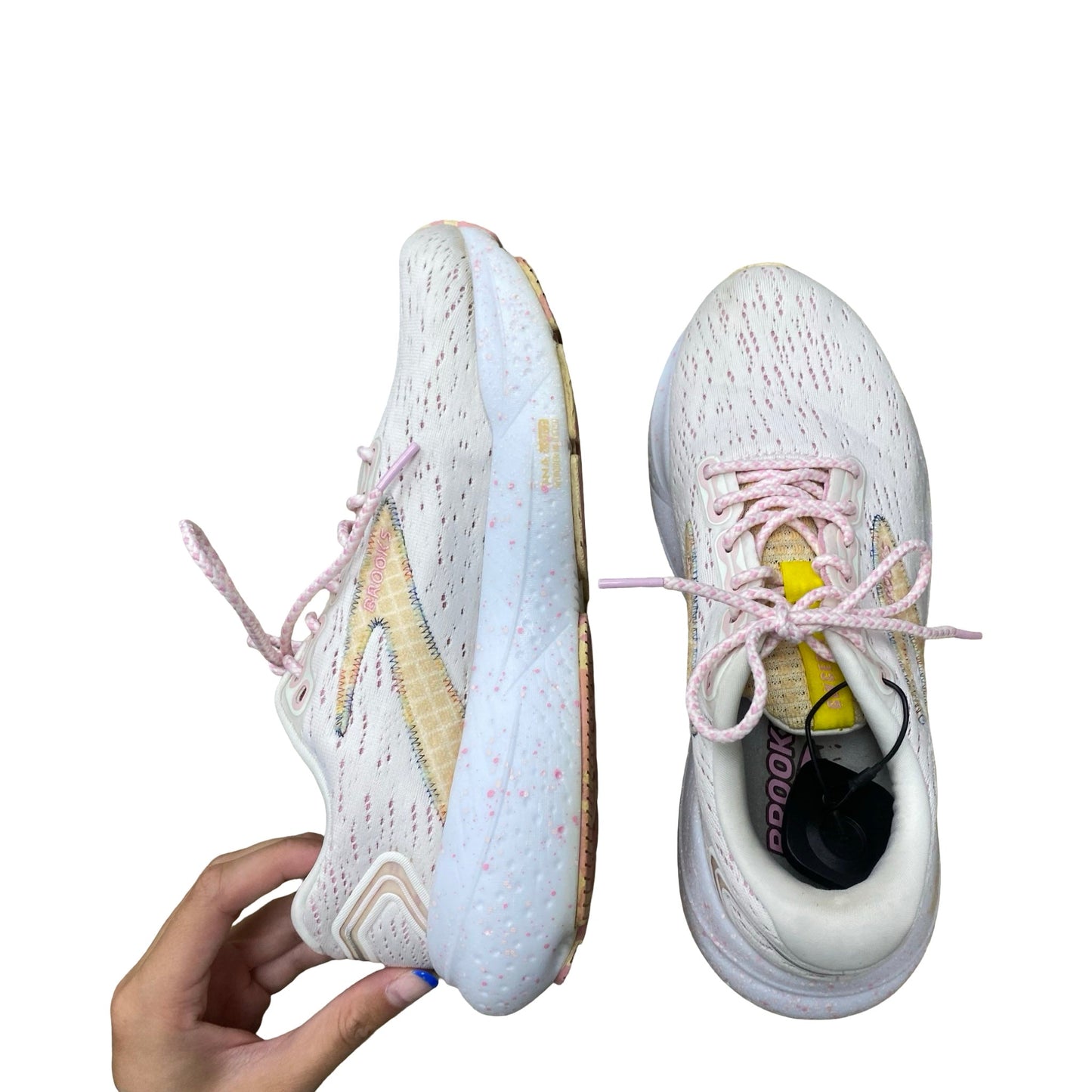 Shoes Athletic By Brooks In Multi, Size:9