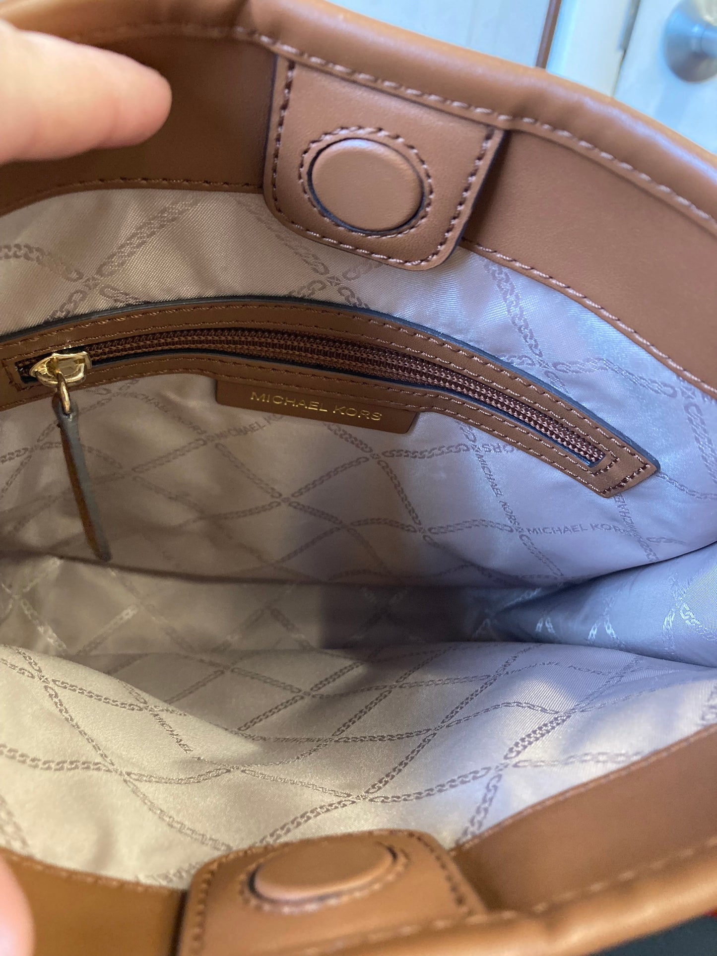 Crossbody Designer By Michael Kors In Cream, Size:Medium