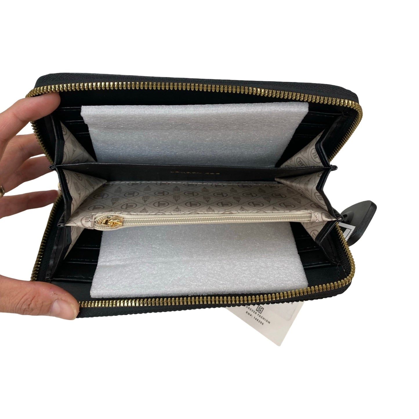 Wallet By London Fog In Black, Size:Large