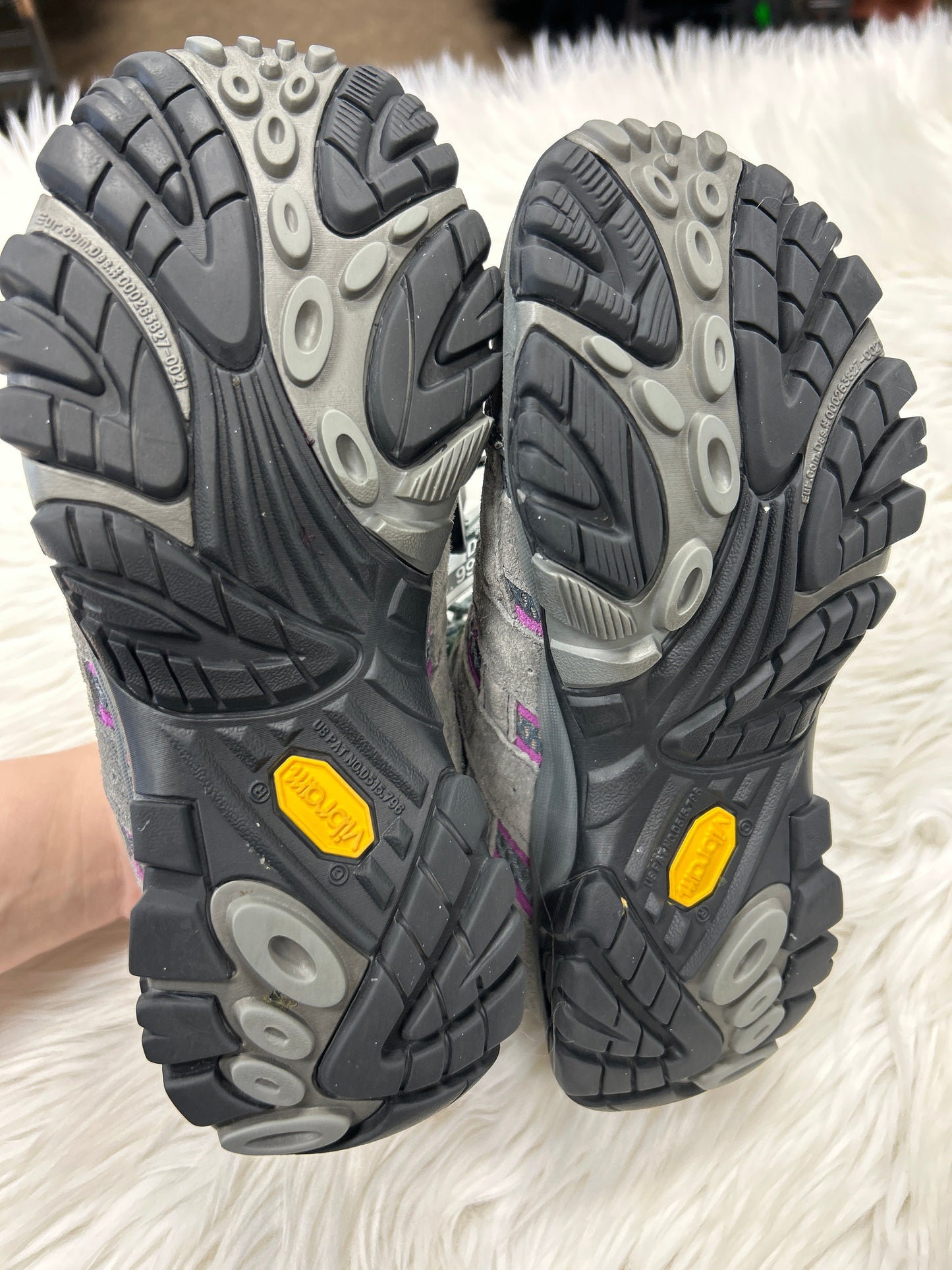 Shoes Hiking By Merrell In Grey, Size:7